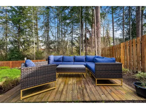 131 W 16th Street La Center WA 98629