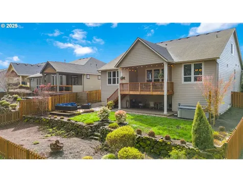 131 W 16th Street La Center WA 98629