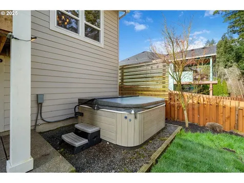 131 W 16th Street La Center WA 98629