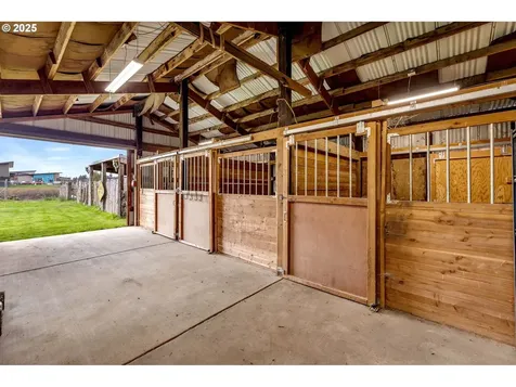 5512 NE 159th Street Vancouver WA 98686