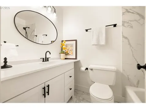 2461 Warwick Street West Linn OR 97068