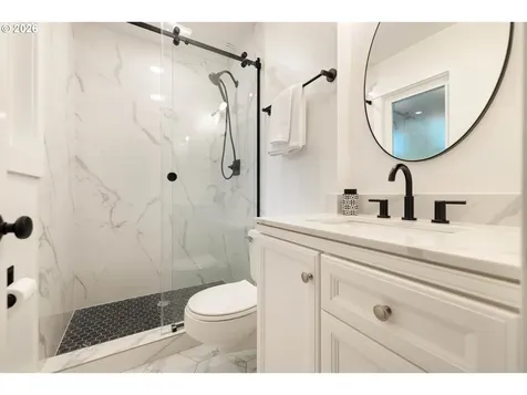 2461 Warwick Street West Linn OR 97068