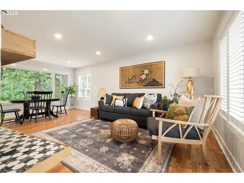 2461 Warwick Street West Linn OR 97068