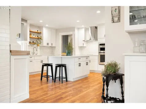 2461 Warwick Street West Linn OR 97068