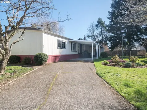 7858 SE King Road Milwaukie OR 97222