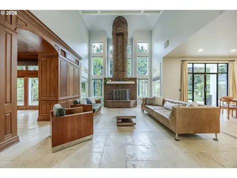 1564 Regency Drive Eugene OR 97401