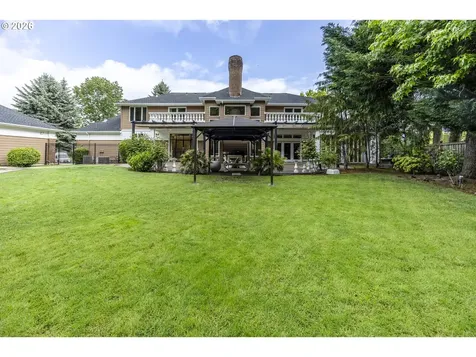 1564 Regency Drive Eugene OR 97401