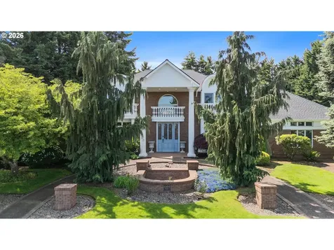 1564 Regency Drive Eugene OR 97401