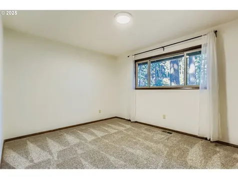 14546 S Kelmsley Drive Oregon City OR 97045