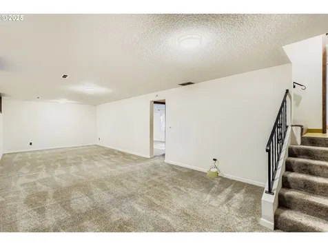14546 S Kelmsley Drive Oregon City OR 97045
