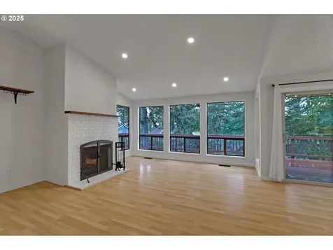 4407 SW Stephenson Street Portland OR 97219