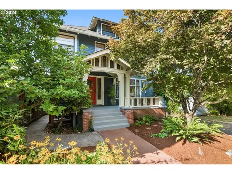 2559 NW Marshall Street Portland OR 97210