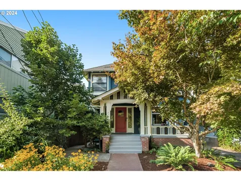 2559 NW Marshall Street Portland OR 97210