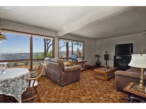 5656 Cherry Heights Road The Dalles OR 97058