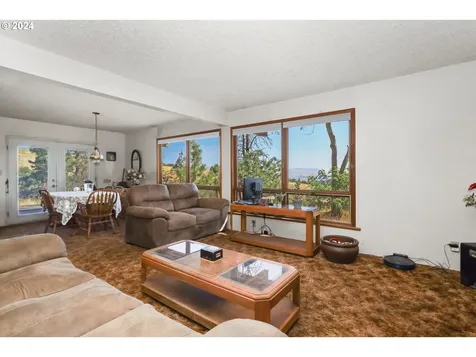 5656 Cherry Heights Road The Dalles OR 97058