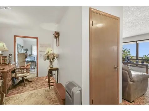 5656 Cherry Heights Road The Dalles OR 97058