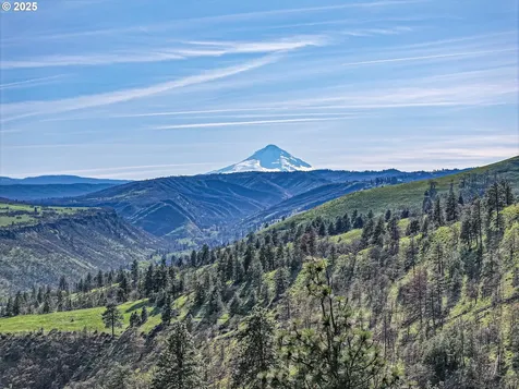 5656 Cherry Heights Road The Dalles OR 97058