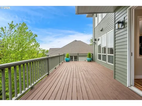 2760 NW Birkendene Street Portland OR 97229