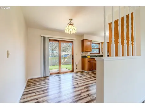1142 NE 188th Place Portland OR 97230