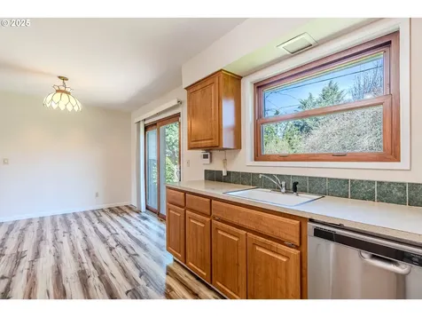 1142 NE 188th Place Portland OR 97230