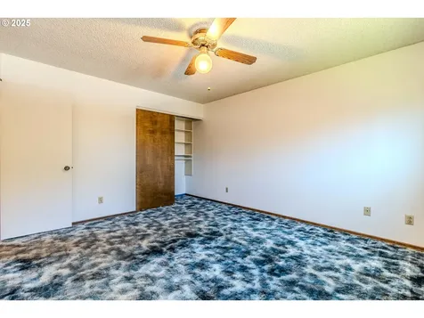 1142 NE 188th Place Portland OR 97230