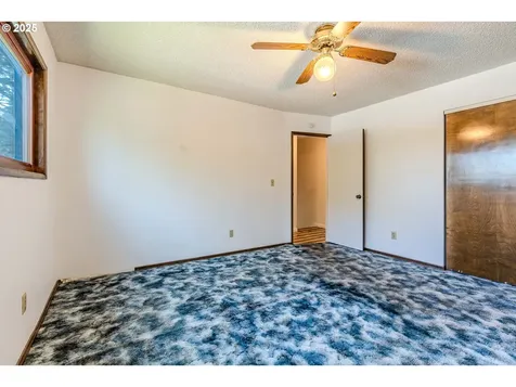 1142 NE 188th Place Portland OR 97230