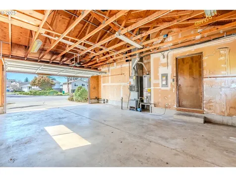 1142 NE 188th Place Portland OR 97230