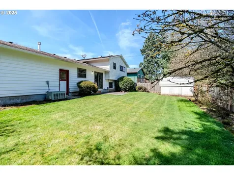 1142 NE 188th Place Portland OR 97230