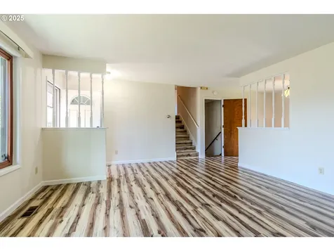 1142 NE 188th Place Portland OR 97230