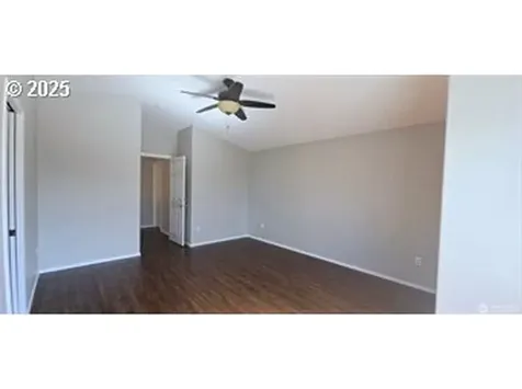 1712 SE 185th Place Vancouver WA 98683