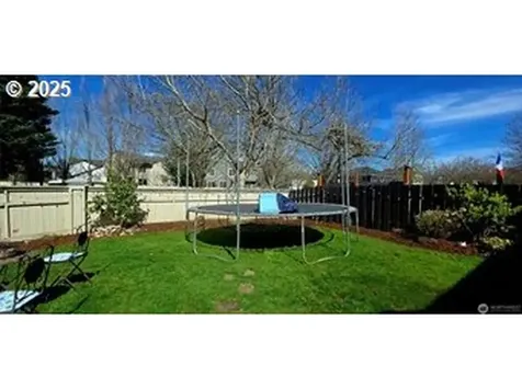 1712 SE 185th Place Vancouver WA 98683