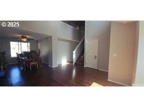 1712 SE 185th Place Vancouver WA 98683
