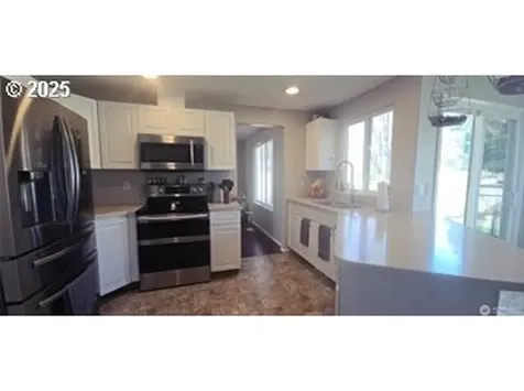 1712 SE 185th Place Vancouver WA 98683