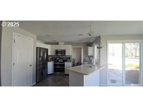 1712 SE 185th Place Vancouver WA 98683