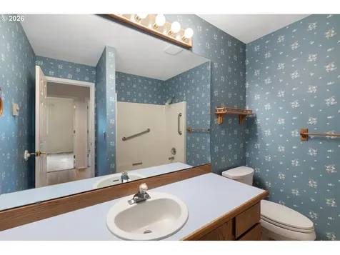 2016 SE 158th Loop Vancouver WA 98683