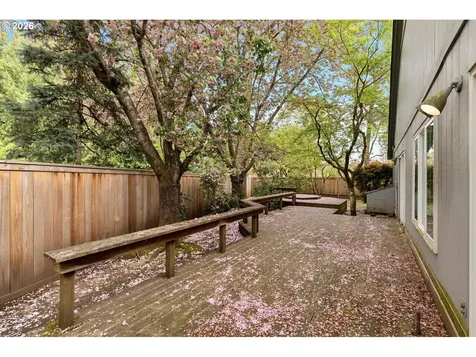 2016 SE 158th Loop Vancouver WA 98683