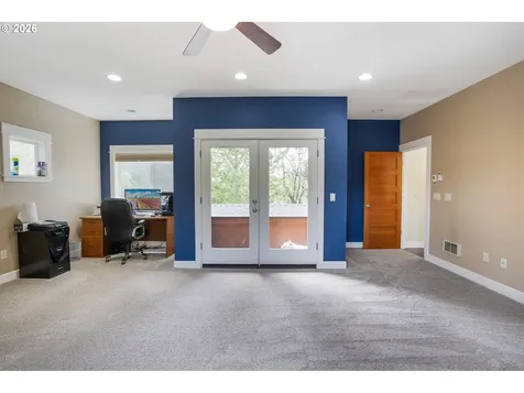 2266 Ironwood Street Eugene OR 97401