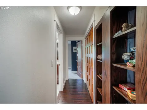 2266 Ironwood Street Eugene OR 97401