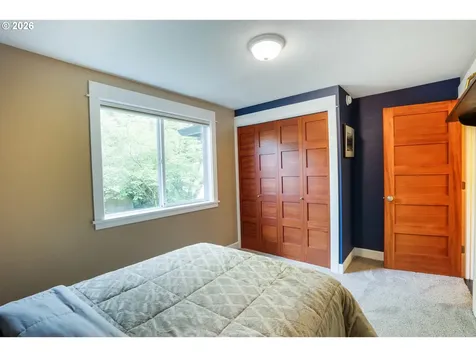 2266 Ironwood Street Eugene OR 97401