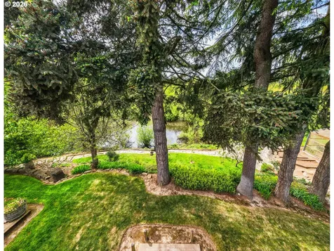 2266 Ironwood Street Eugene OR 97401