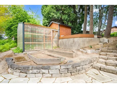 2266 Ironwood Street Eugene OR 97401