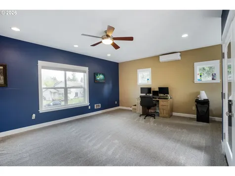 2266 Ironwood Street Eugene OR 97401