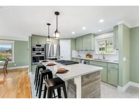 270 NE Wisteria Way Stevenson WA 98648