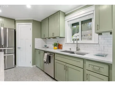 270 NE Wisteria Way Stevenson WA 98648