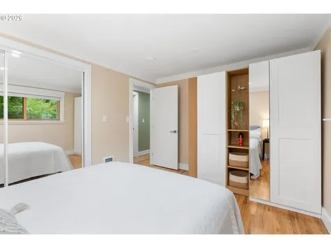 270 NE Wisteria Way Stevenson WA 98648