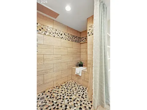 270 NE Wisteria Way Stevenson WA 98648