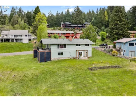 270 NE Wisteria Way Stevenson WA 98648