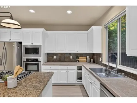17458 SW 135th Place Portland OR 97224
