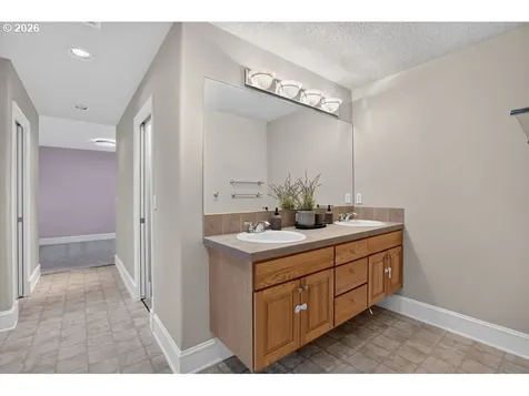 17458 SW 135th Place Portland OR 97224
