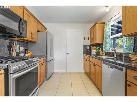 1545 SE 129th Avenue Portland OR 97233
